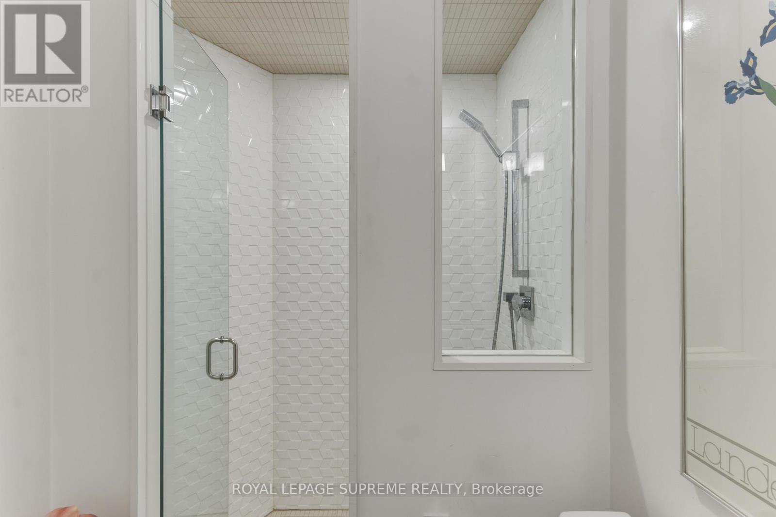 209 Carmichael Avenue, Toronto, Ontario  M5M 2X2 - Photo 45 - C13492862