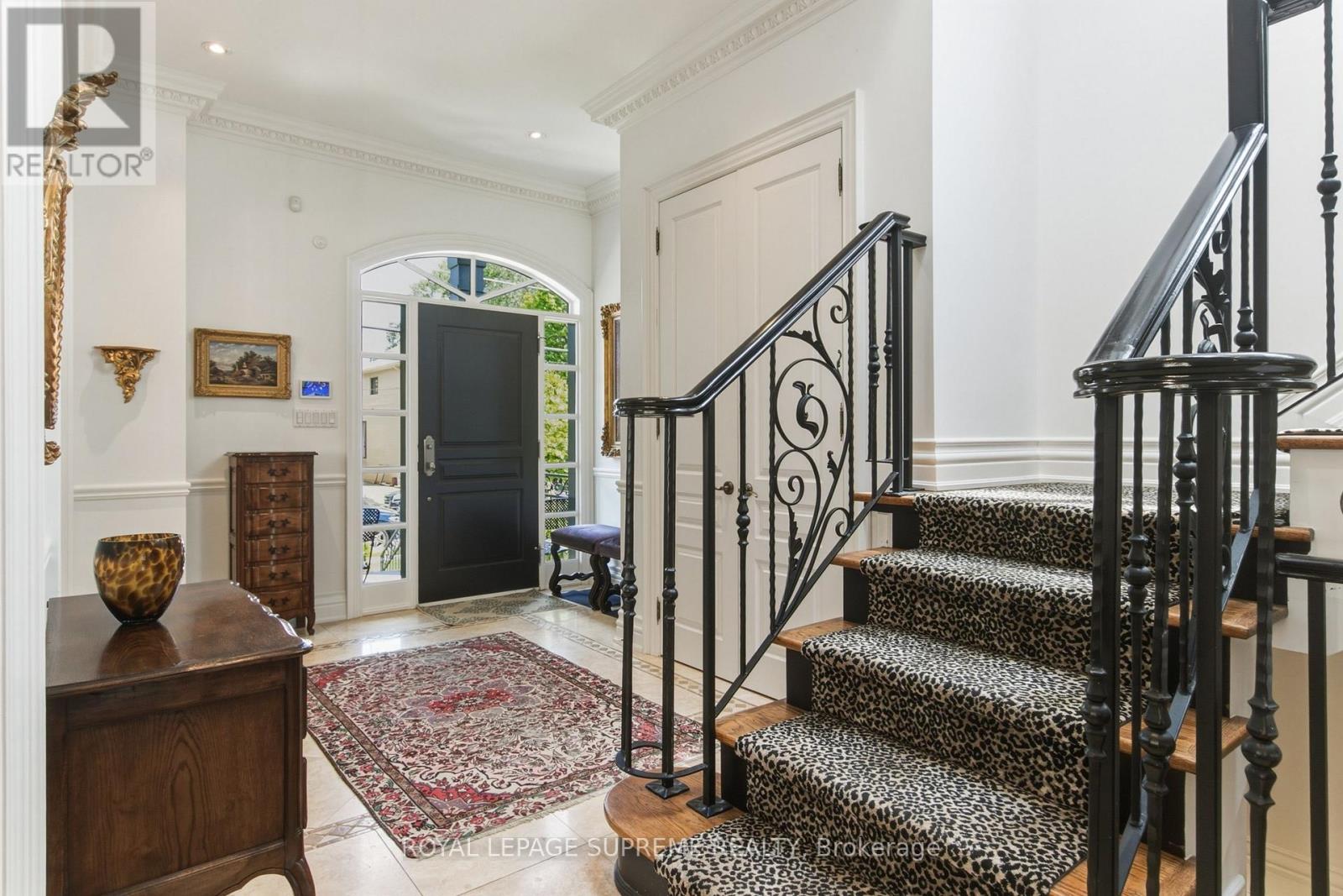 209 Carmichael Avenue, Toronto, Ontario  M5M 2X2 - Photo 6 - C13492862