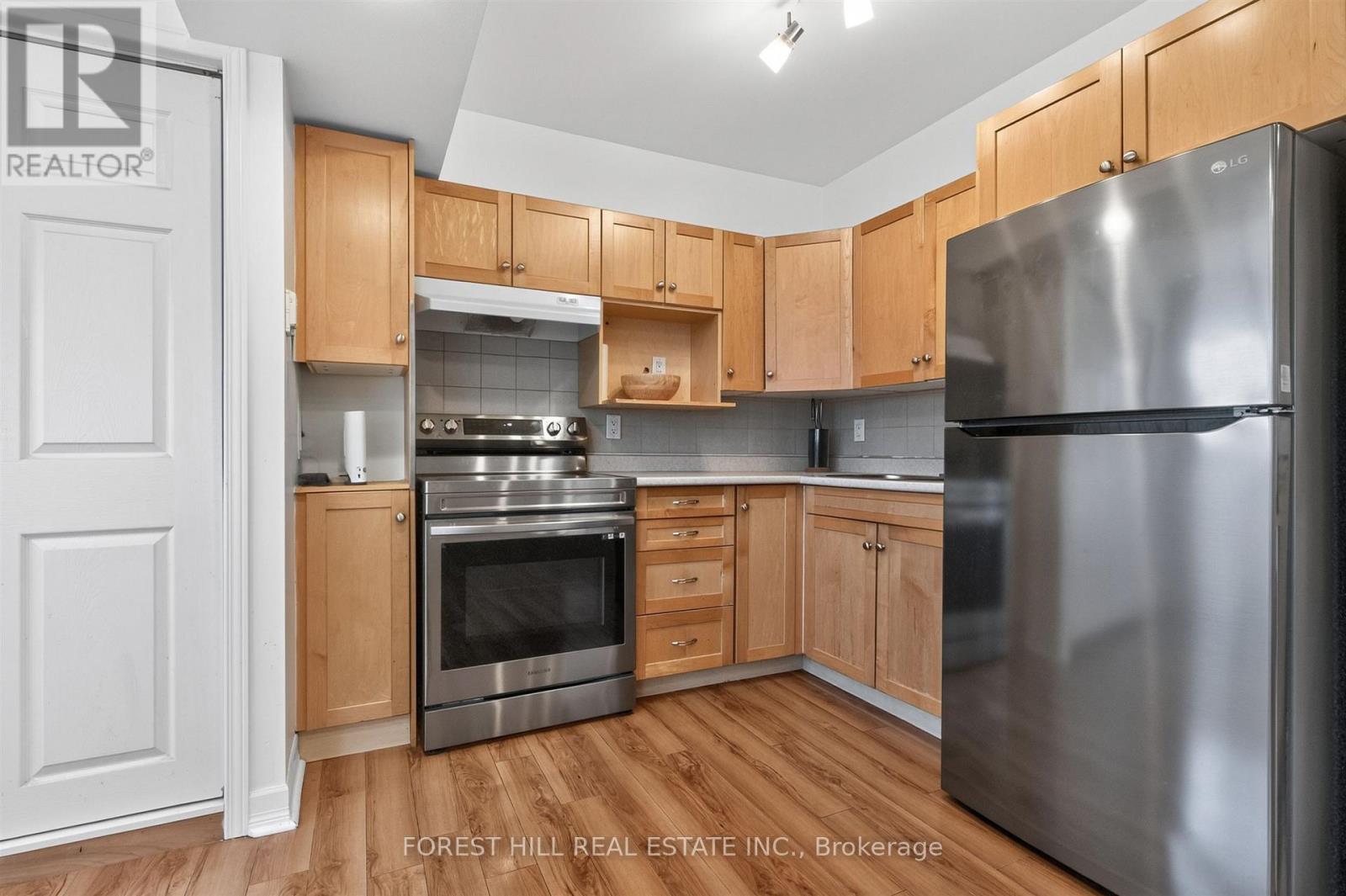 2nd Floor - 326 Palmerston Boulevard, Toronto, Ontario  M6G 2N6 - Photo 11 - C13493032