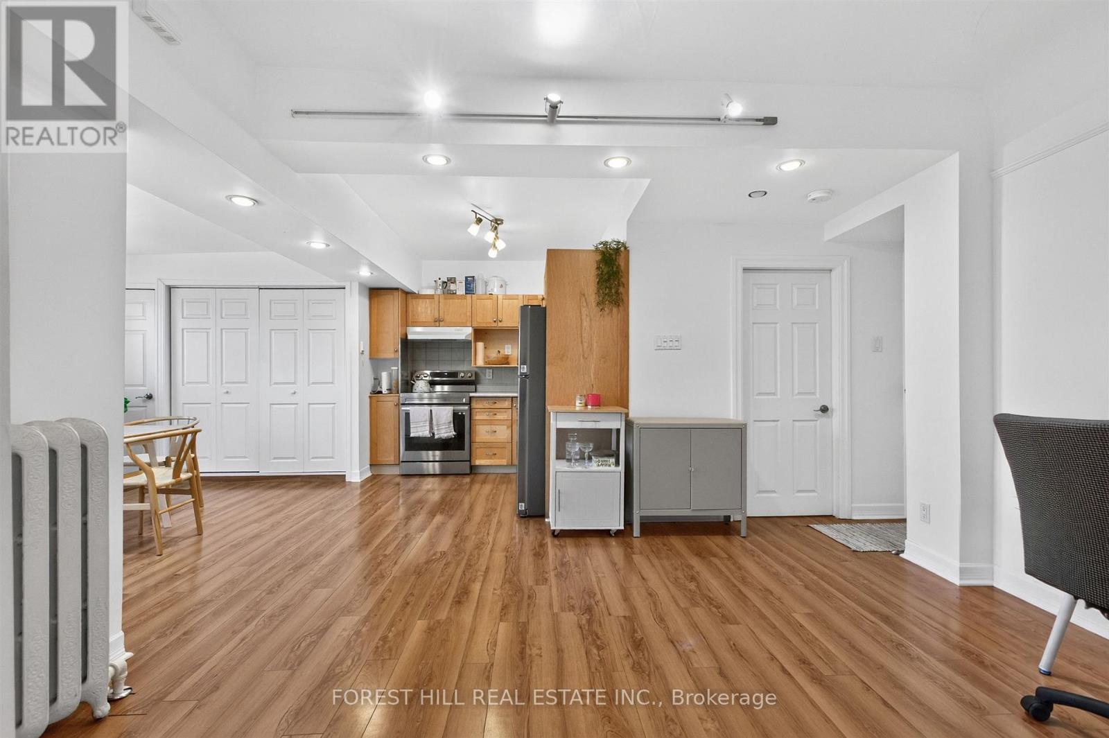 2nd Floor - 326 Palmerston Boulevard, Toronto, Ontario  M6G 2N6 - Photo 13 - C13493032