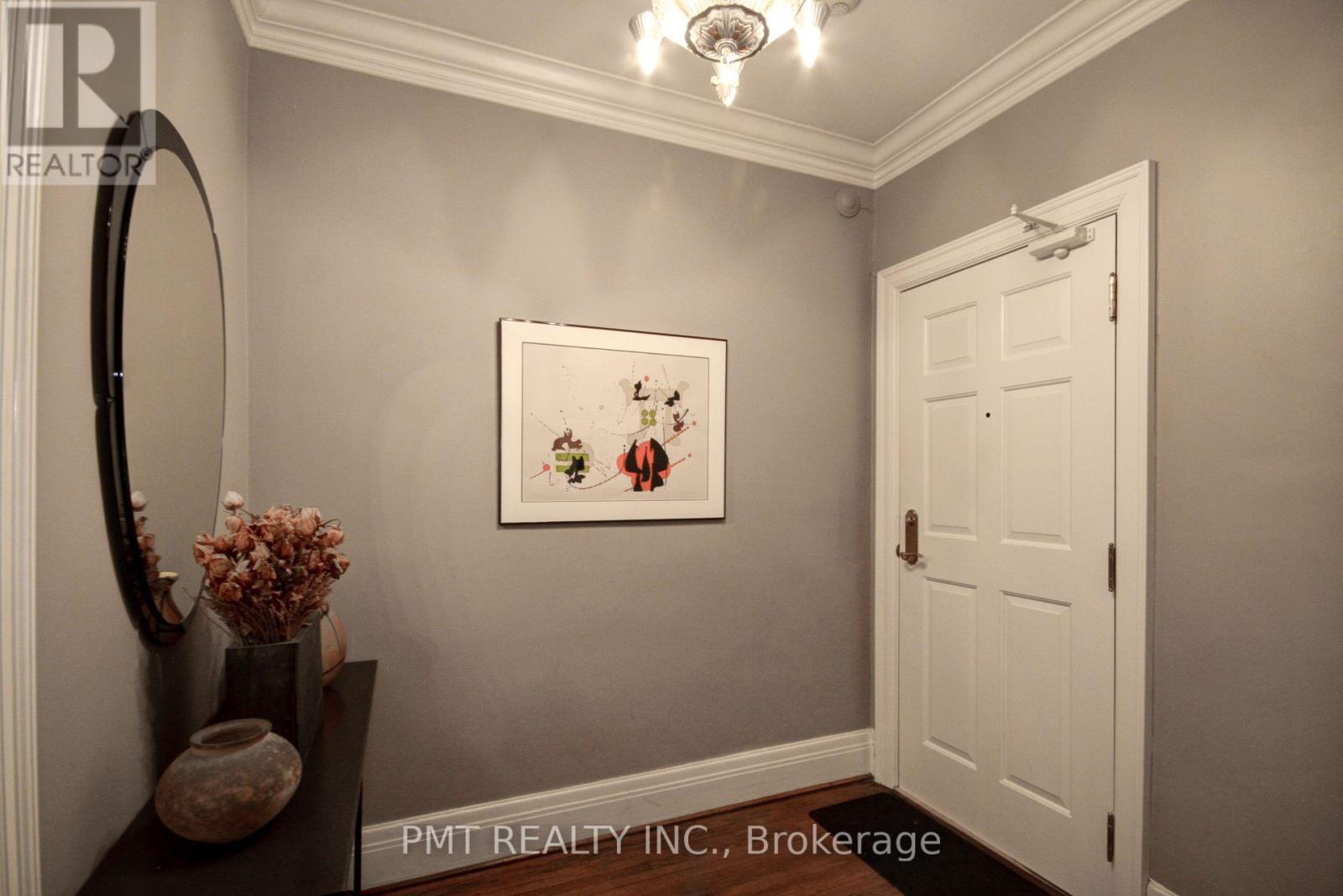 203 - 150 St. Clair Avenue W, Toronto, Ontario  M4V 1P6 - Photo 2 - C13493040