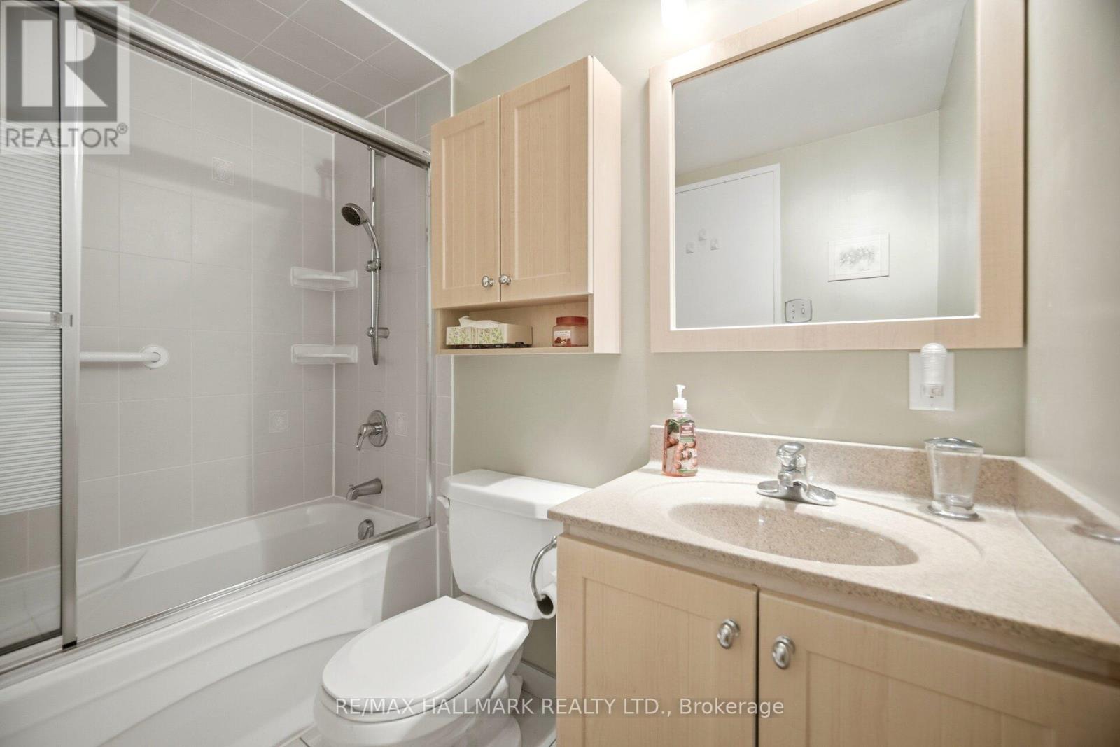 1701 - 3131 Bridletowne Circle, Toronto, Ontario  M1W 2S9 - Photo 16 - E13492902