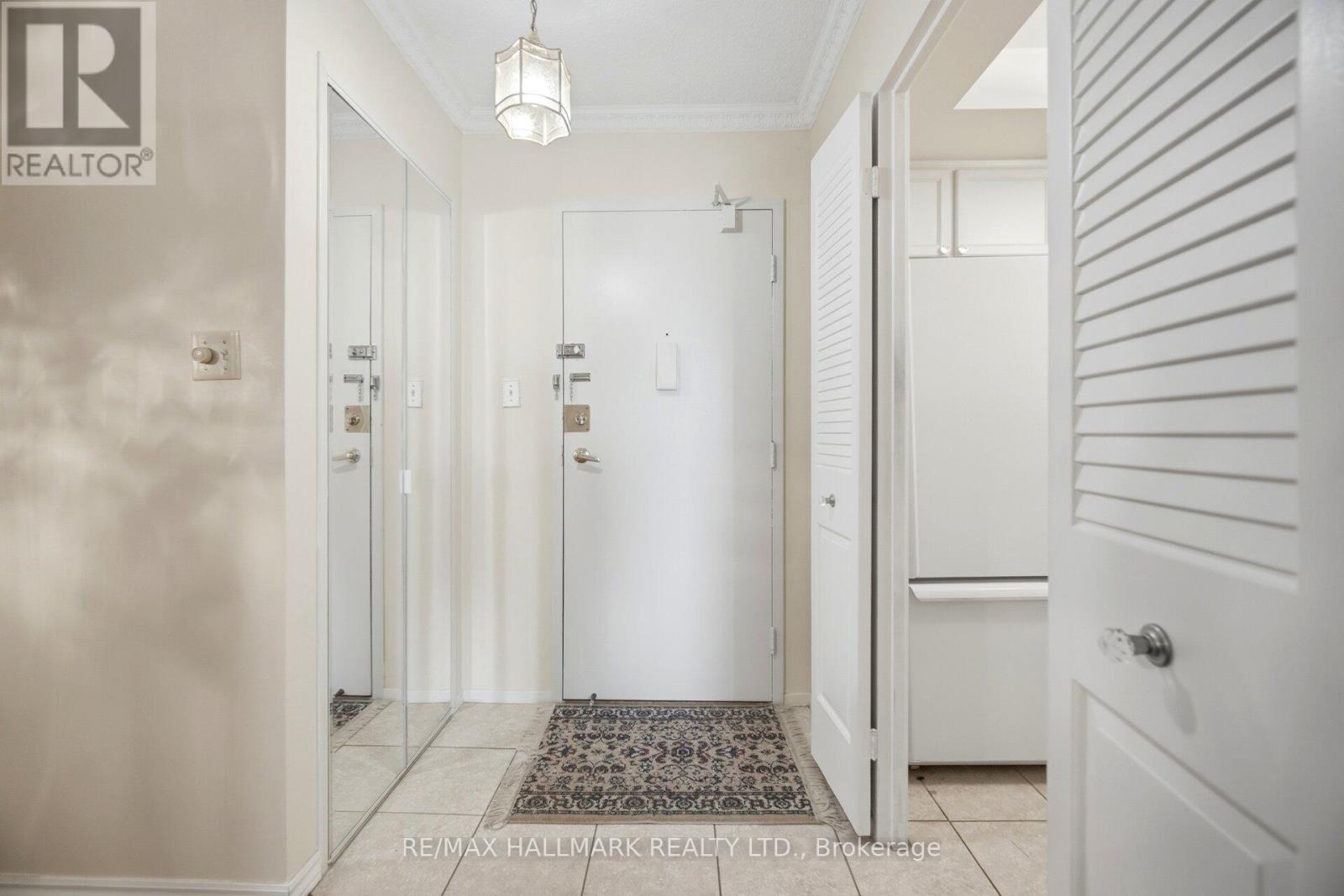 1701 - 3131 Bridletowne Circle, Toronto, Ontario  M1W 2S9 - Photo 3 - E13492902