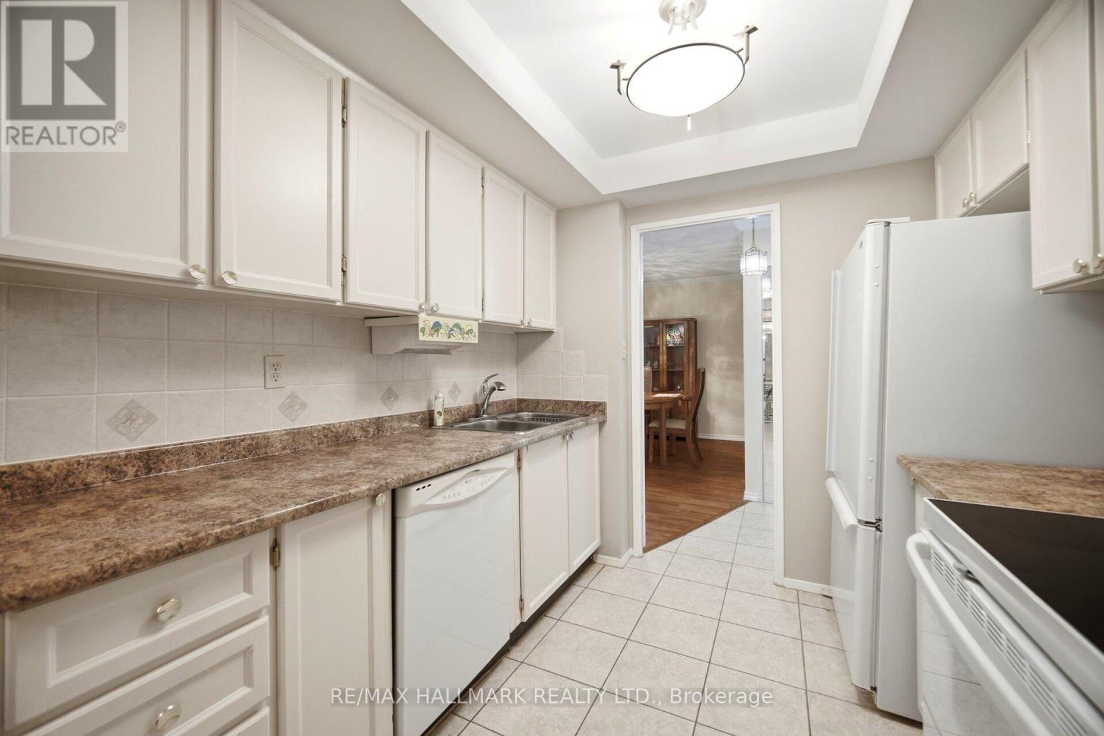 1701 - 3131 Bridletowne Circle, Toronto, Ontario  M1W 2S9 - Photo 5 - E13492902