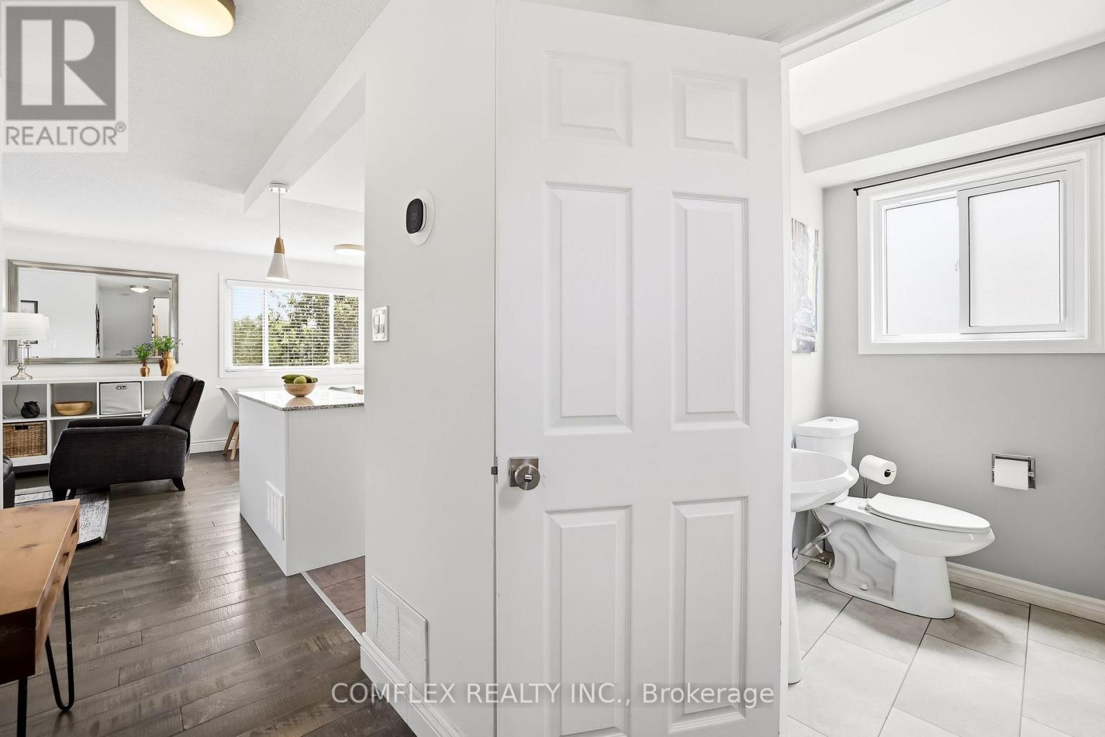 33 Broadlands Crescent, Clarington, Ontario  L1E 1R2 - Photo 6 - E13493014