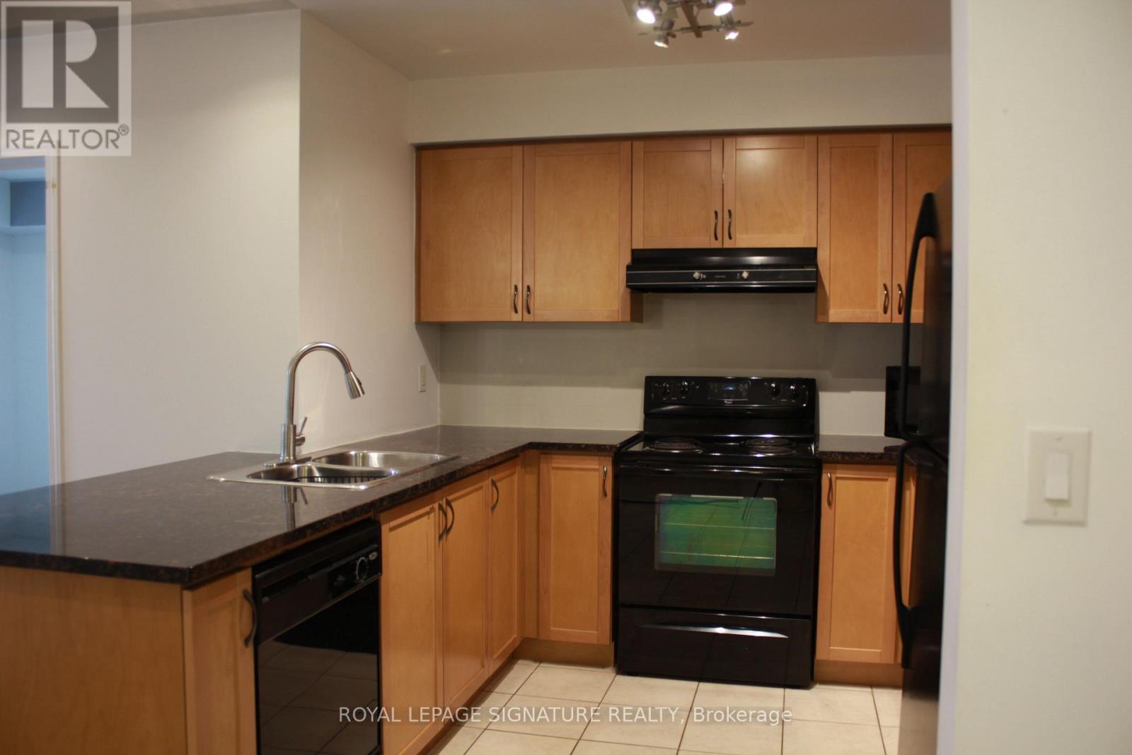 327 - 10 Mendelssohn Street, Toronto, Ontario  M1L 0G7 - Photo 12 - E13493080