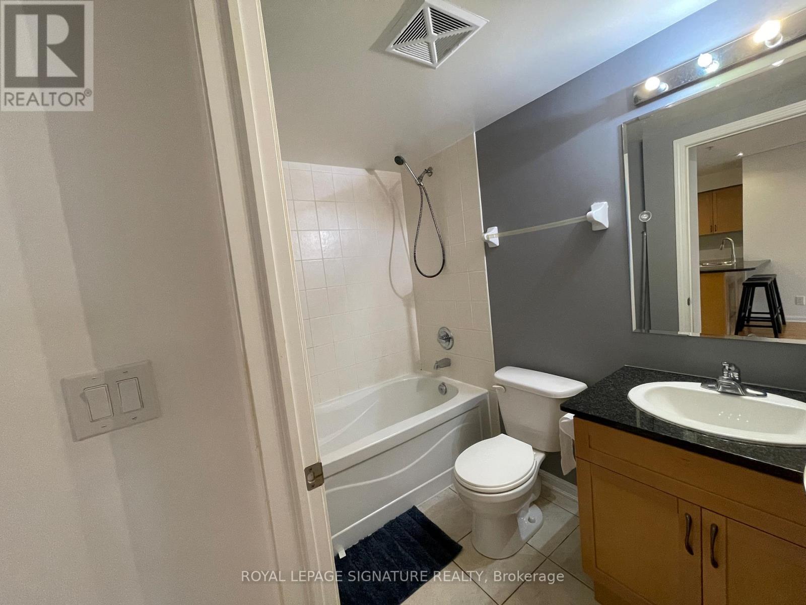 327 - 10 Mendelssohn Street, Toronto, Ontario  M1L 0G7 - Photo 23 - E13493080