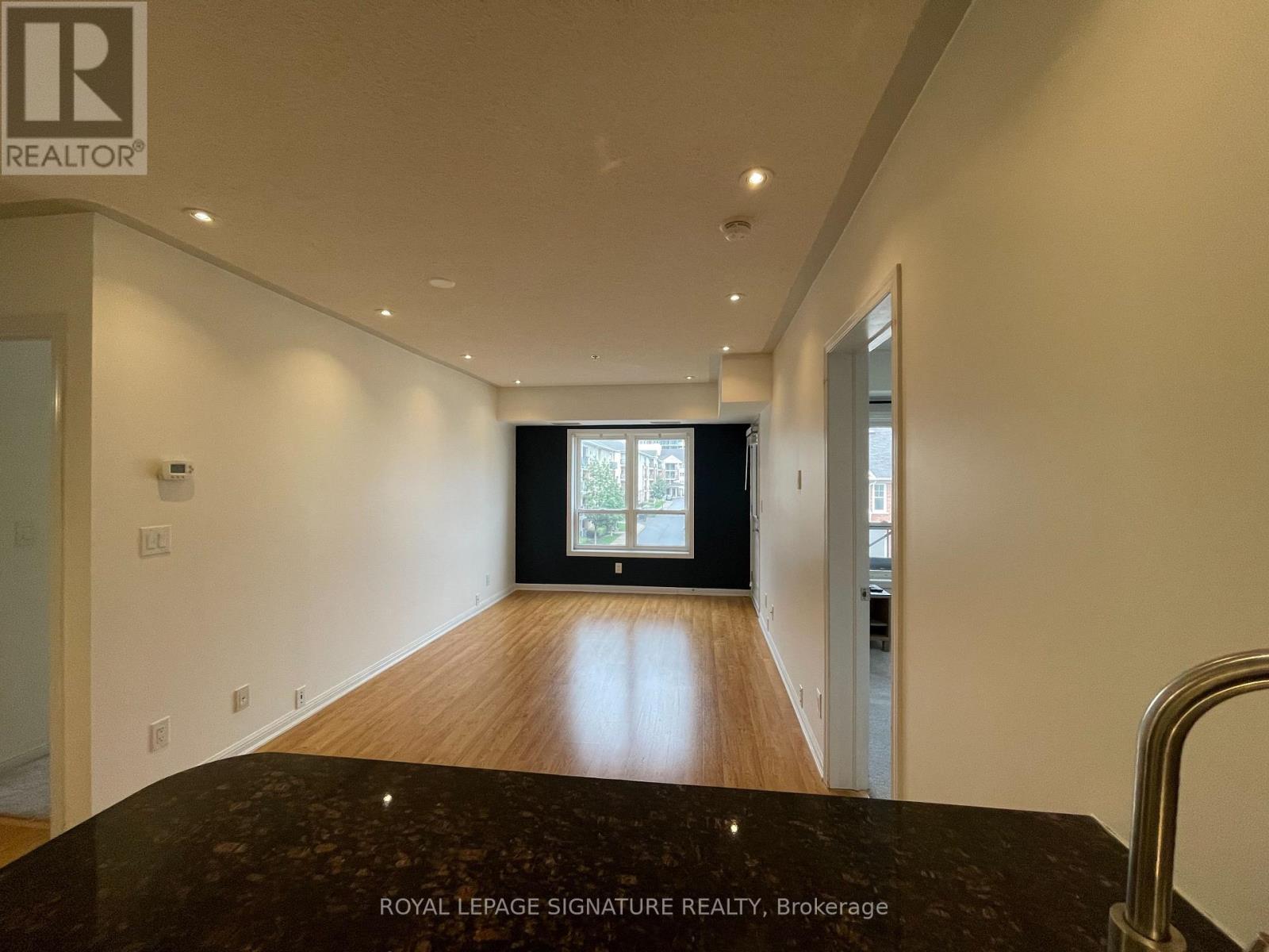 327 - 10 Mendelssohn Street, Toronto, Ontario  M1L 0G7 - Photo 6 - E13493080