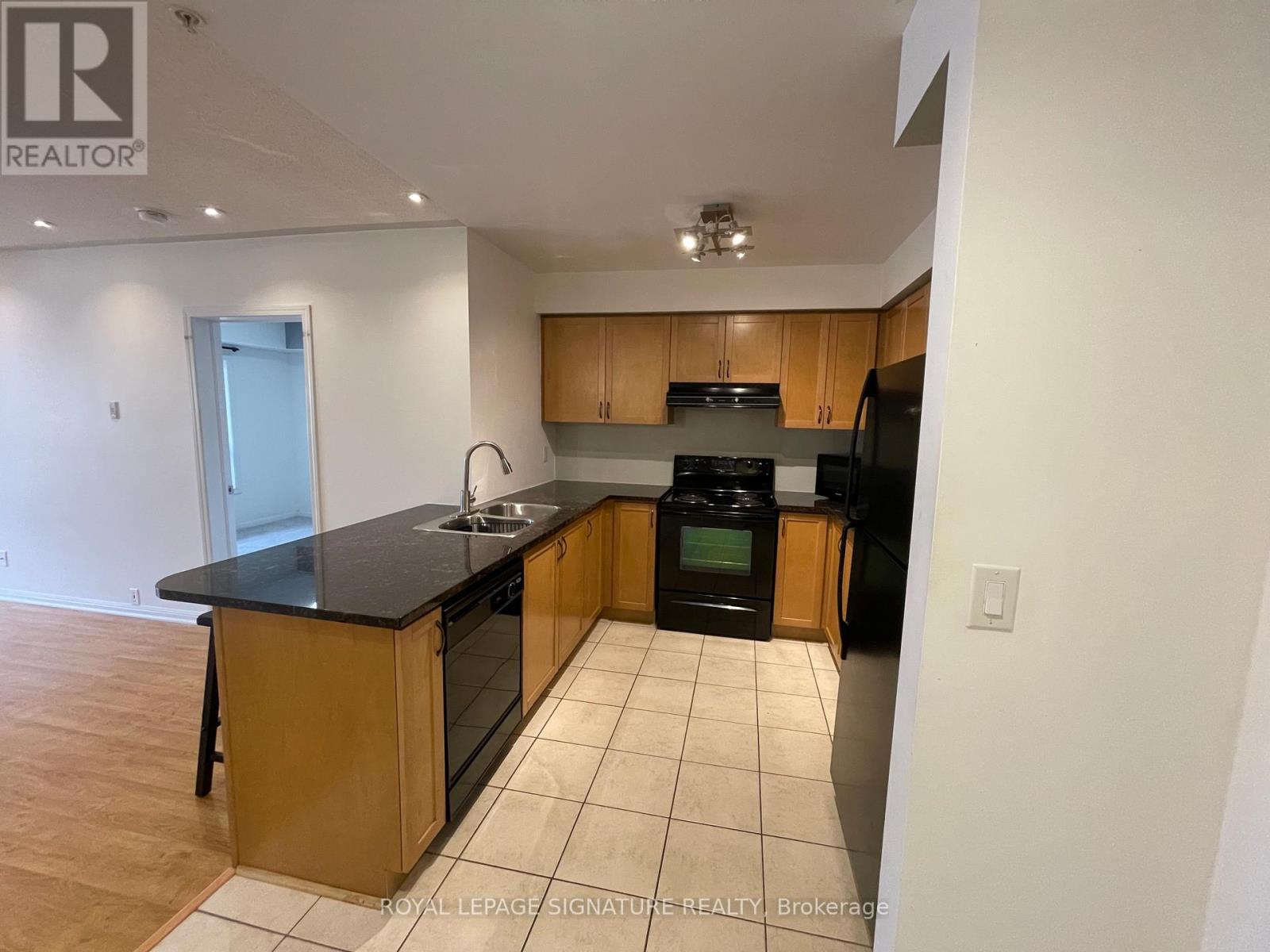 327 - 10 Mendelssohn Street, Toronto, Ontario  M1L 0G7 - Photo 9 - E13493080