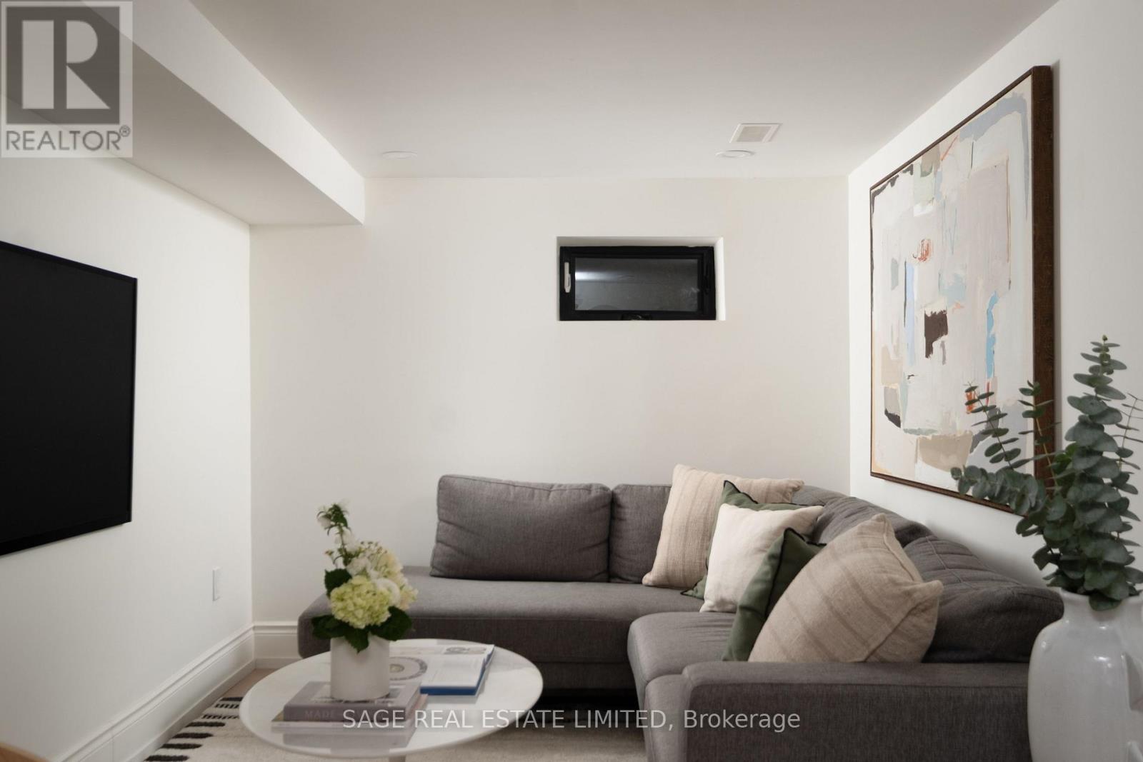 75 Allen Avenue, Toronto, Ontario  M4M 1T5 - Photo 38 - E13493112