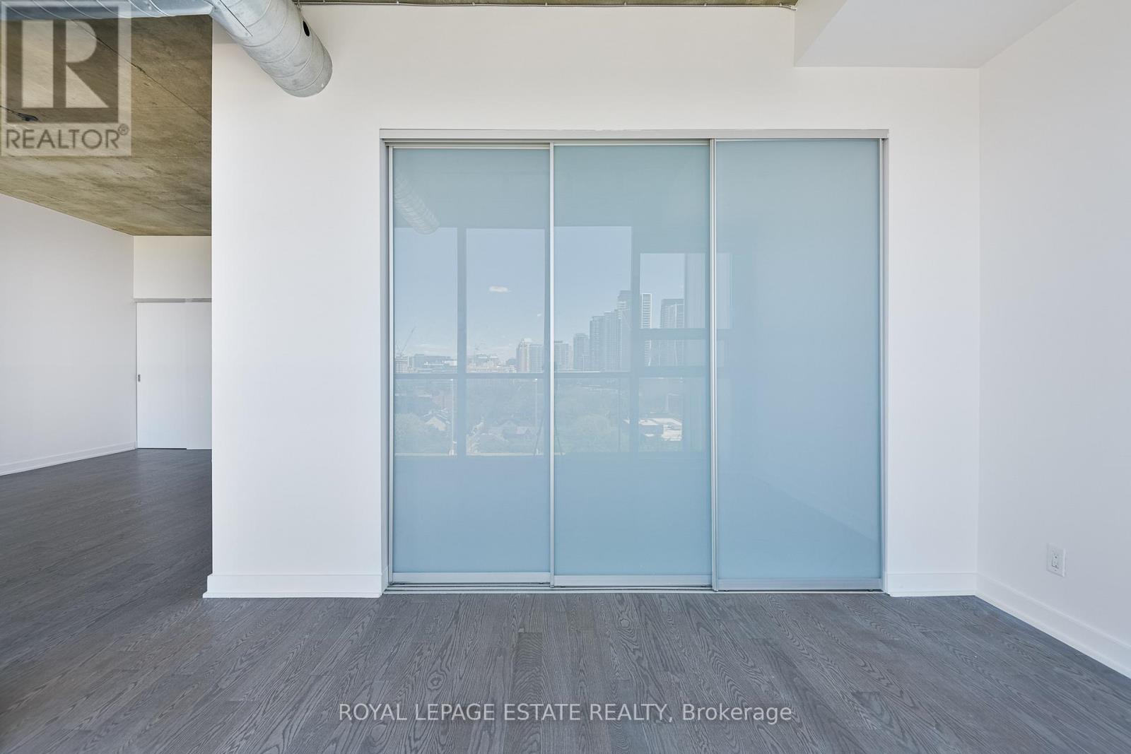 1002 - 60 Bathurst Street, Toronto, Ontario  M5V 2P4 - Photo 16 - C13489404