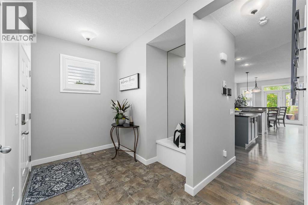 141 Copperpond Bay SE, Calgary, Alberta  T2Z 0R2 - Photo 5 - A2323913