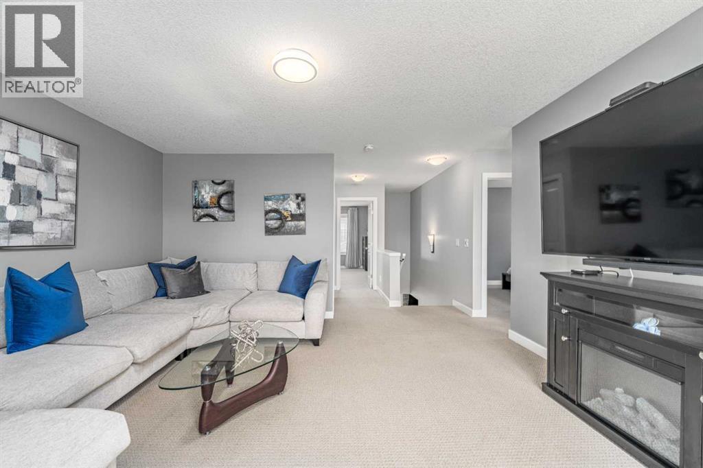 141 Copperpond Bay SE, Calgary, Alberta  T2Z 0R2 - Photo 19 - A2323913