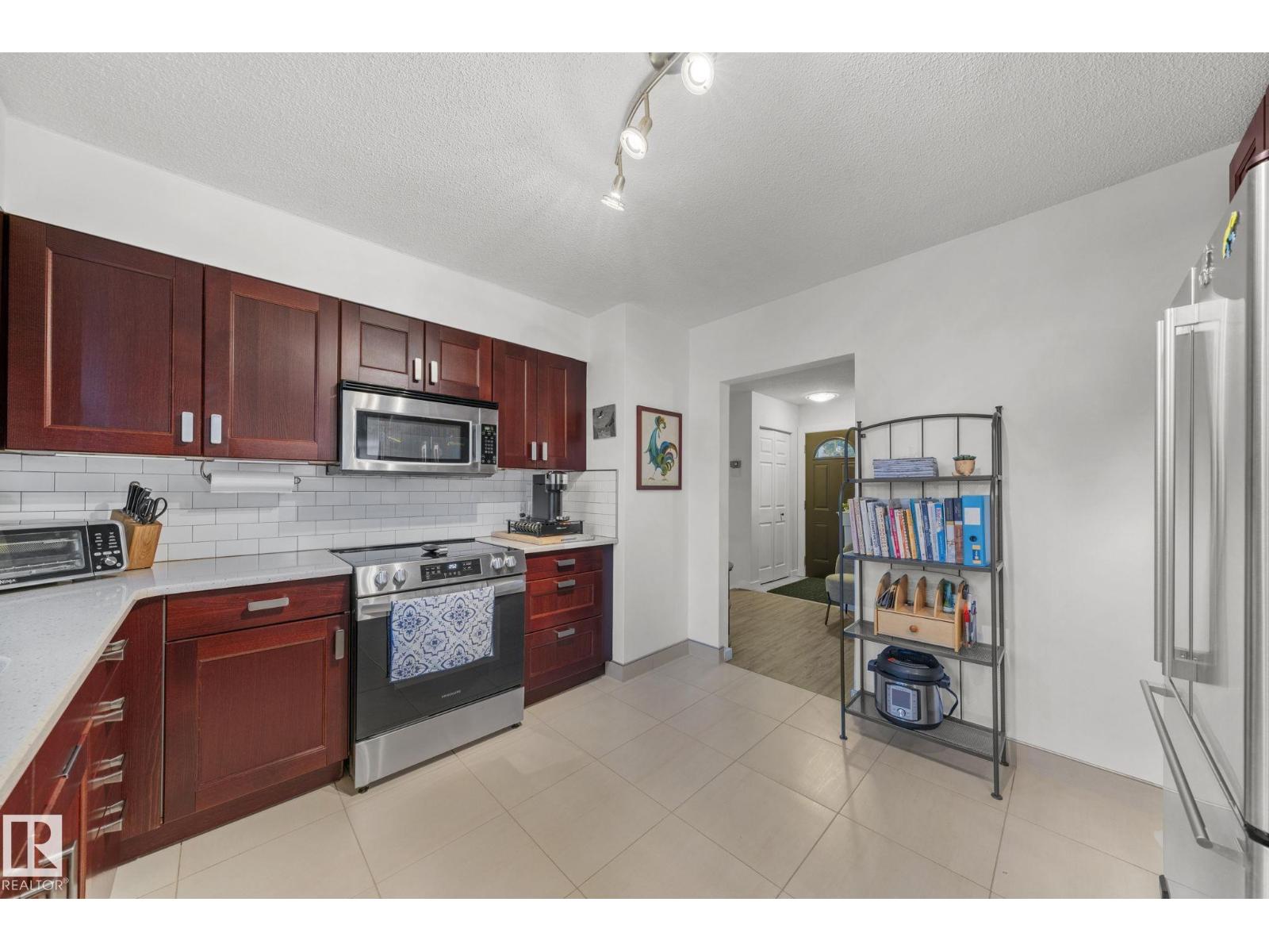 9326 158 St NW, Edmonton, Alberta  T5R 2C7 - Photo 12 - E4495802