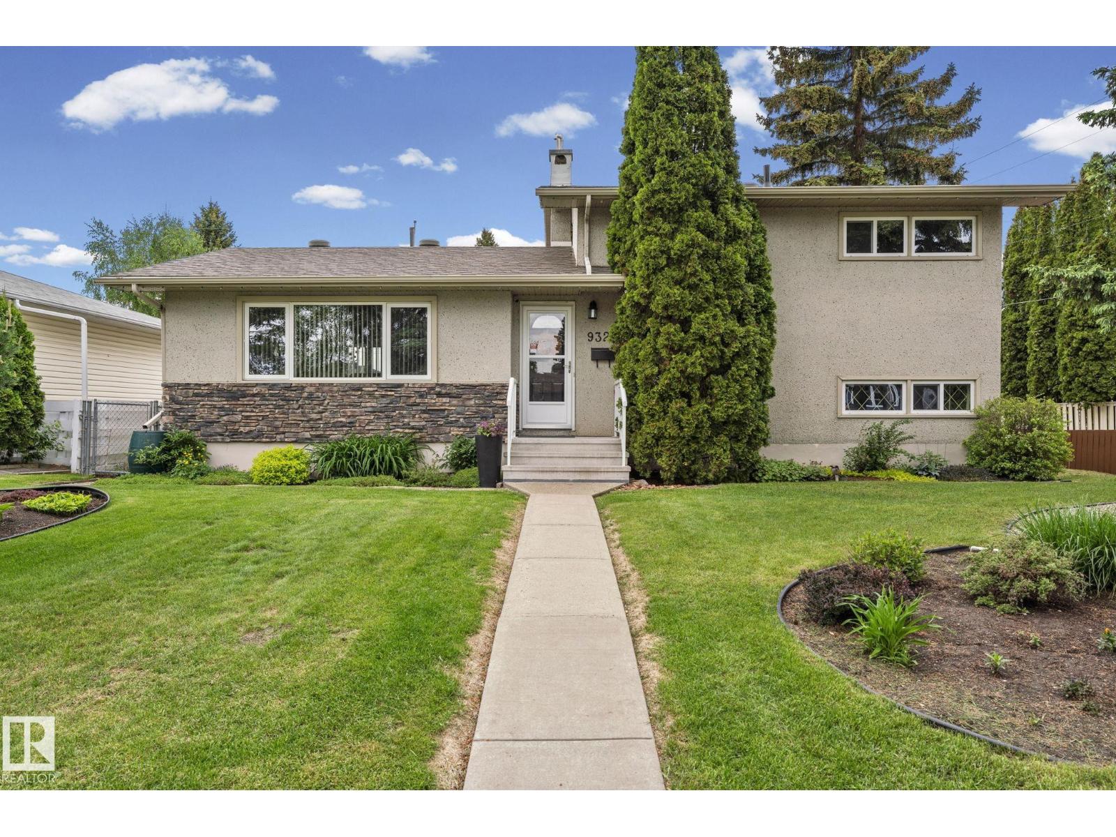 9326 158 St NW, Edmonton, Alberta  T5R 2C7 - Photo 3 - E4495802