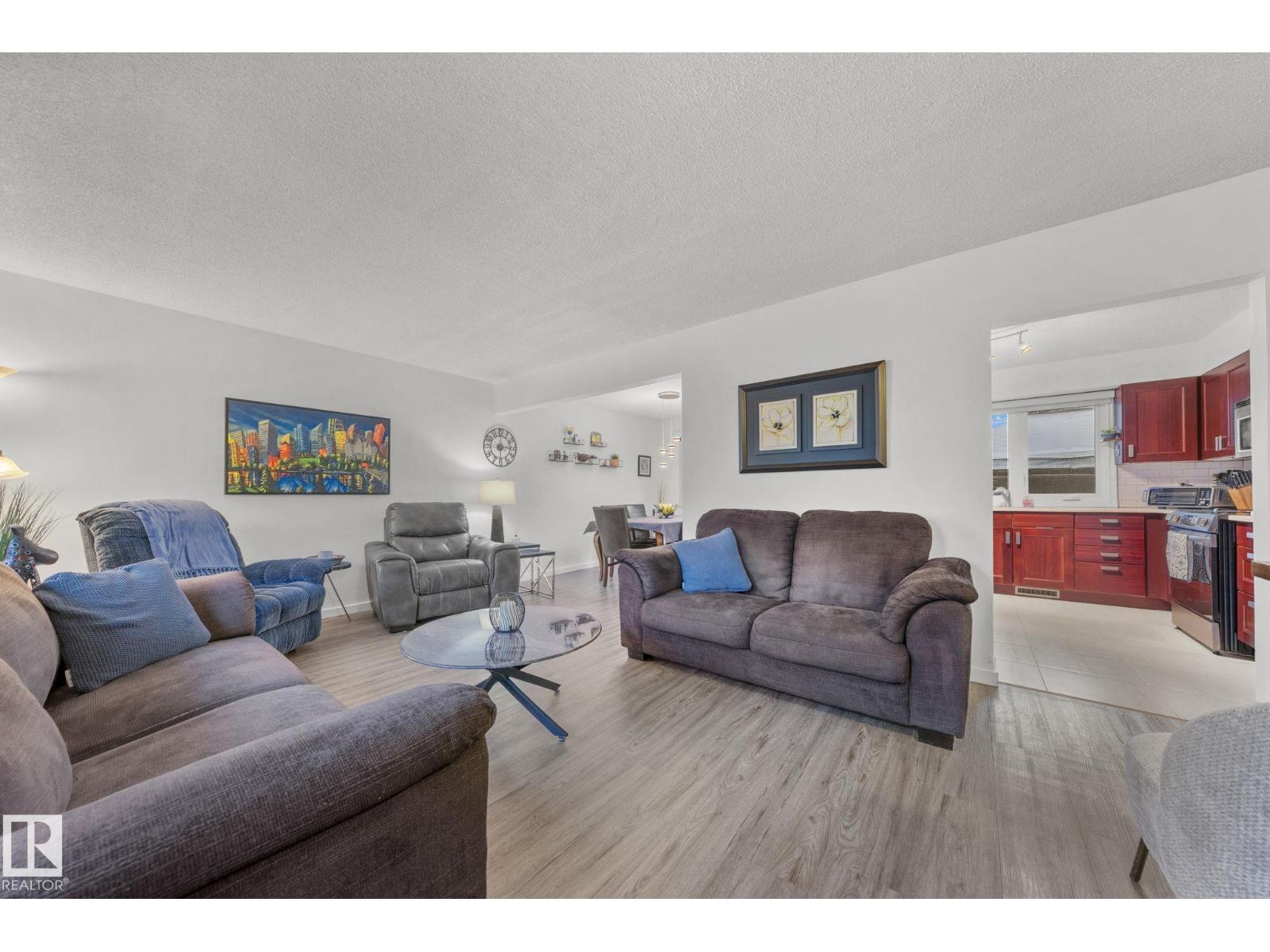 9326 158 St NW, Edmonton, Alberta  T5R 2C7 - Photo 6 - E4495802