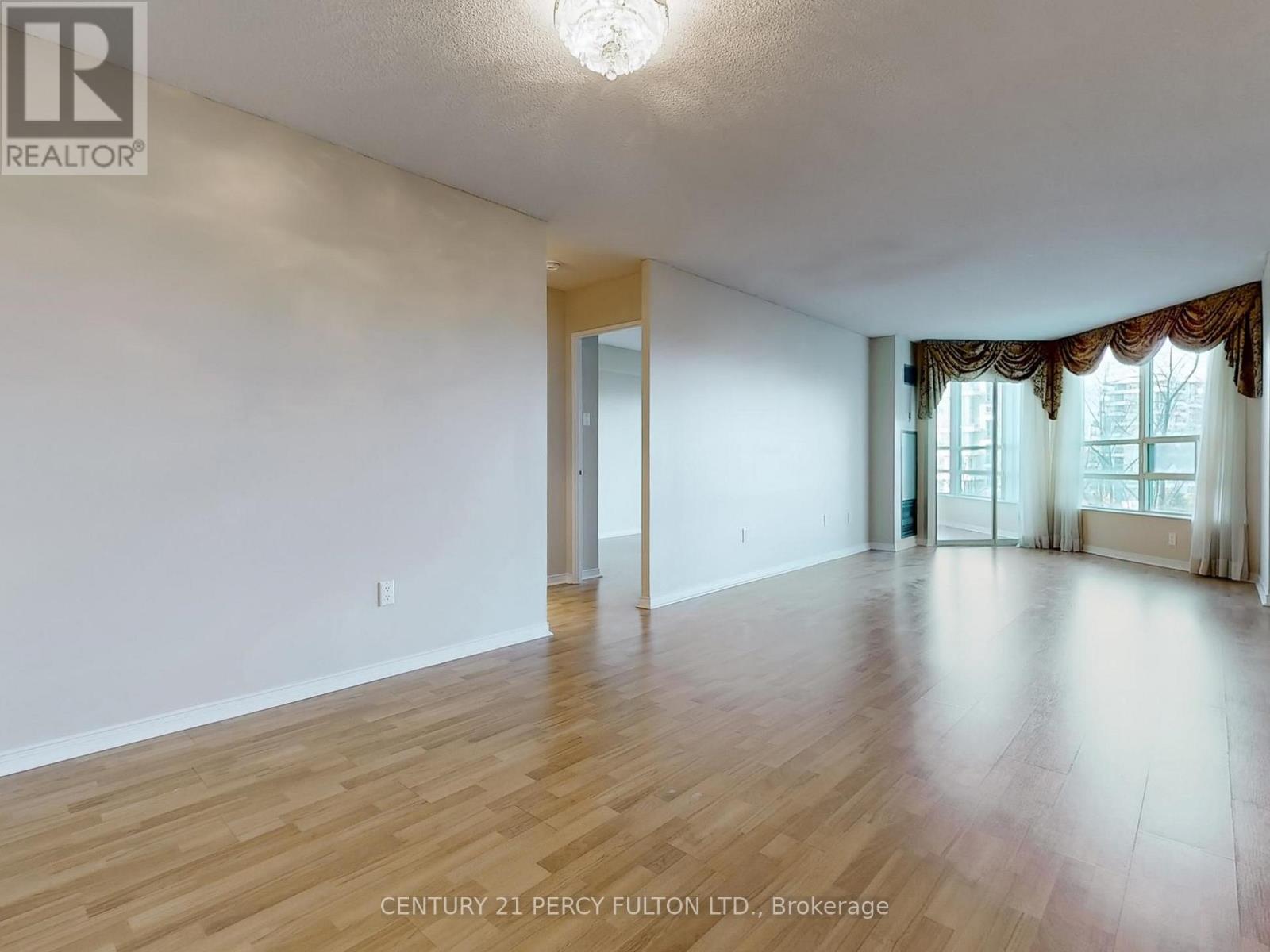 #625 - 7805 Bayview Avenue, Markham (Aileen-Willowbrook), Ontario  L3T 7N1 - Photo 8 - N13492872