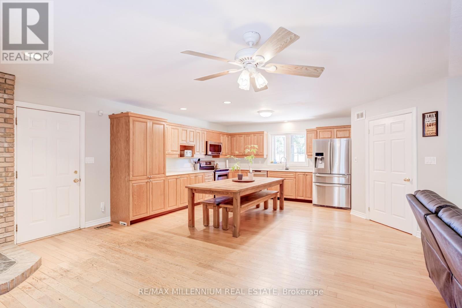6072 5th Side Road, Innisfil, Ontario  L0L 1L0 - Photo 11 - N13492932
