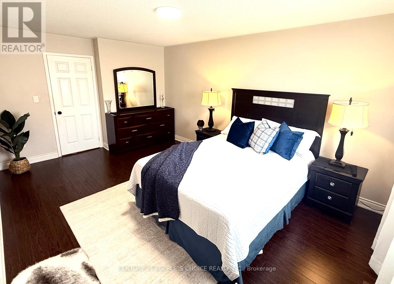 5889 Stonebriar Crescent, Mississauga, Ontario  L5V 2T7 - Photo 27 - W13470882
