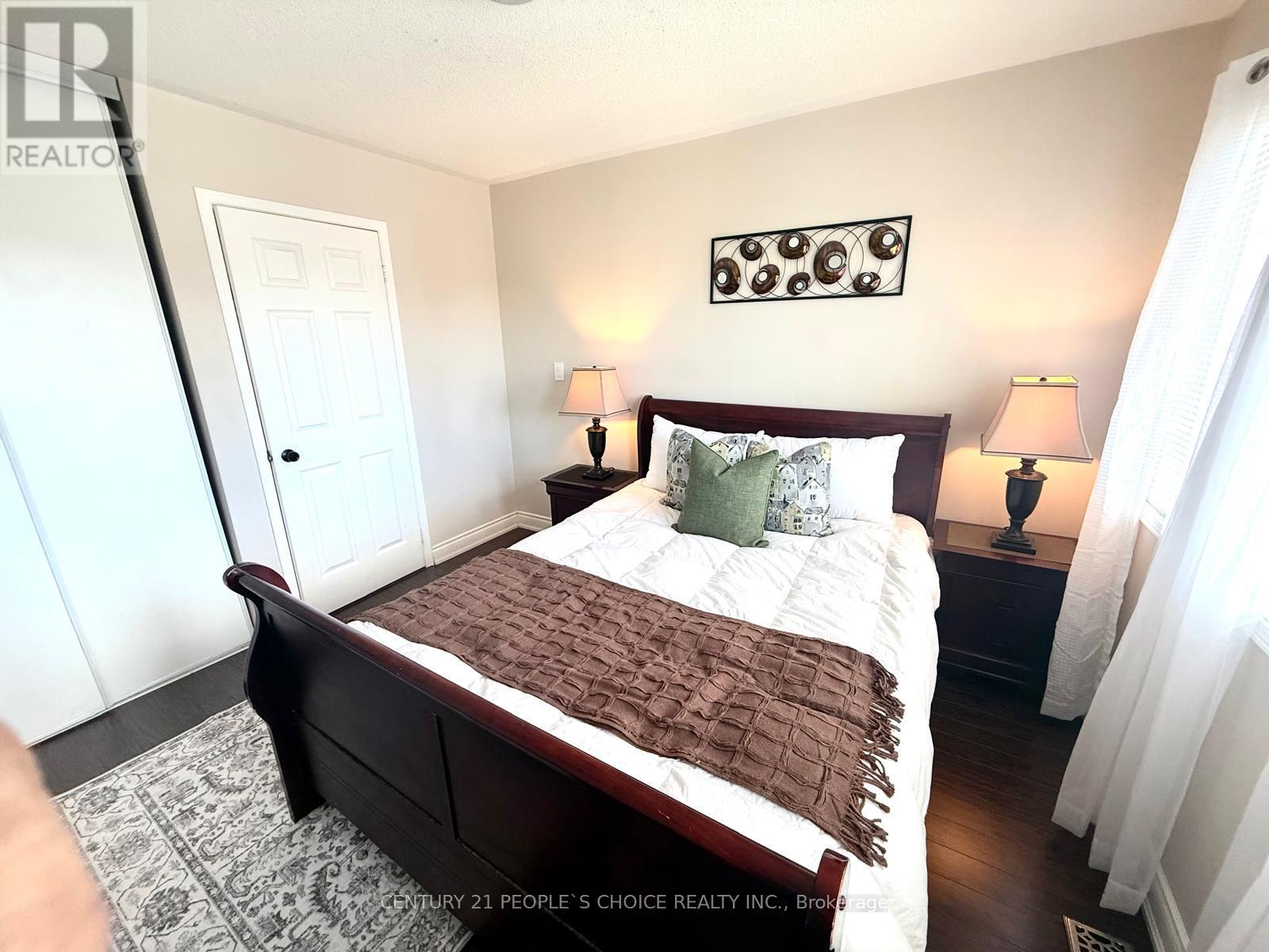 5889 Stonebriar Crescent, Mississauga, Ontario  L5V 2T7 - Photo 33 - W13470882