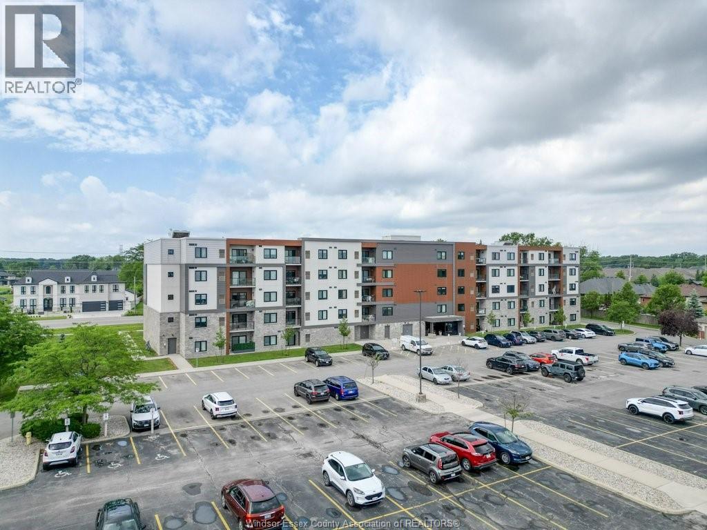 4578 HURON CHURCH LINE ROAD, LaSalle, Ontario