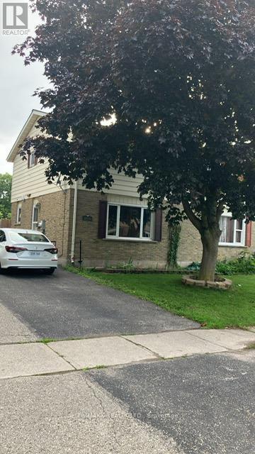 1086 CANFIELD CRESCENT, Woodstock, Ontario