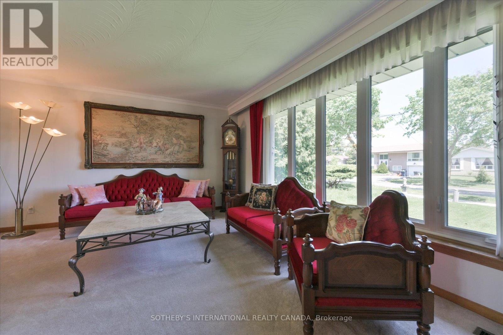 283 Derrydown Road, Toronto, Ontario  M3J 1S2 - Photo 22 - W13492838