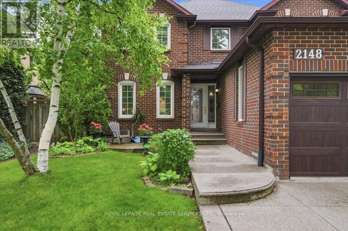 2148 Grosvenor Street, Oakville, Ontario  L6H 5L2 - Photo 2 - W13492954