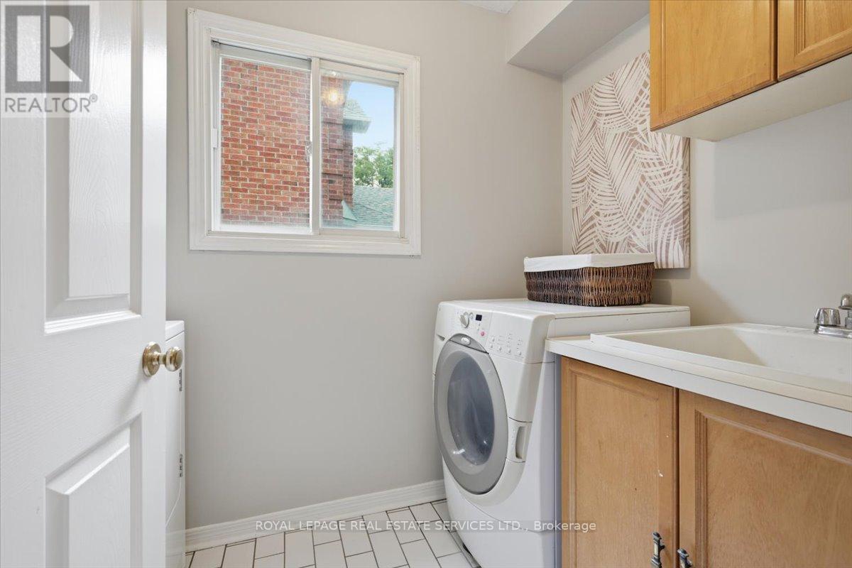 2148 Grosvenor Street, Oakville, Ontario  L6H 5L2 - Photo 21 - W13492954