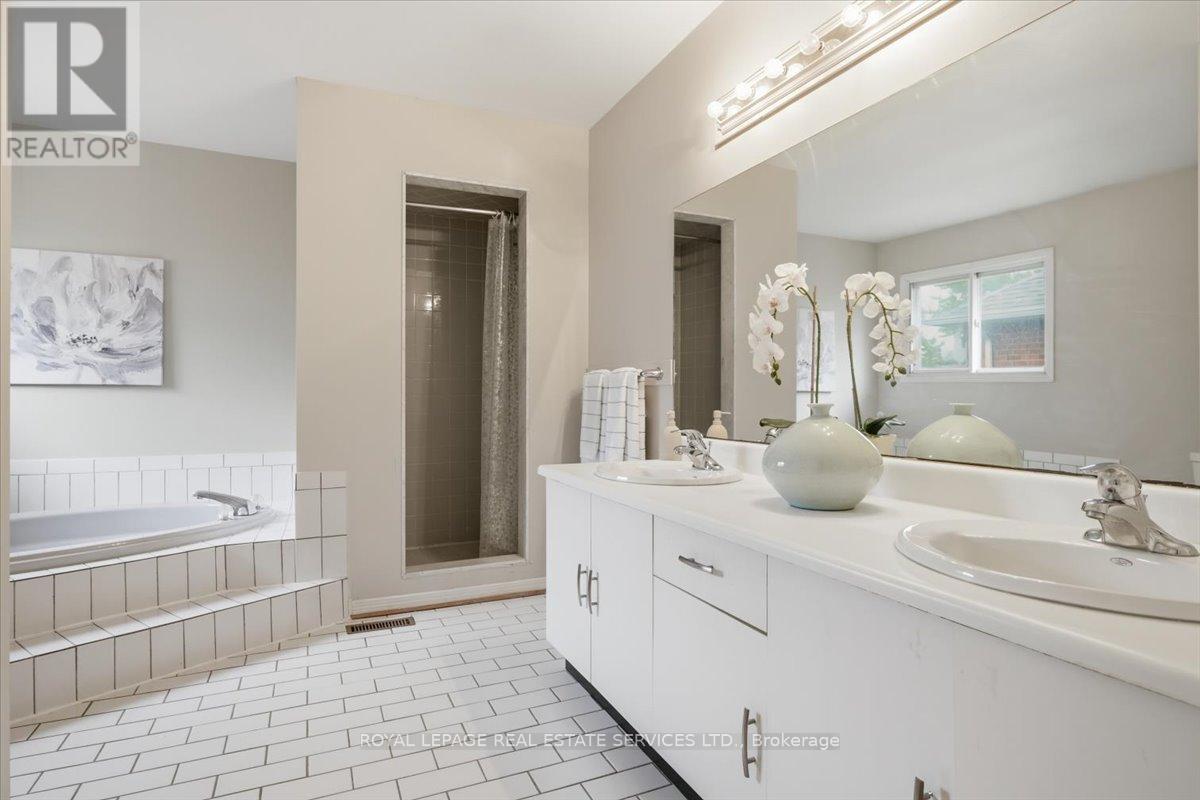 2148 Grosvenor Street, Oakville, Ontario  L6H 5L2 - Photo 27 - W13492954