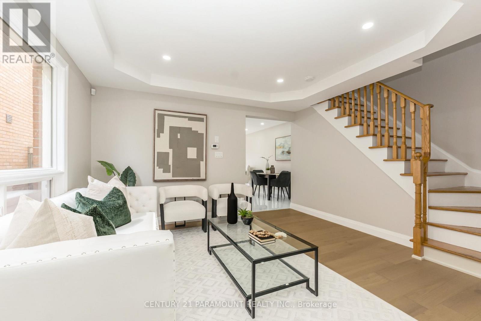 641 Macbeth Heights, Mississauga, Ontario  L5W 1E5 - Photo 11 - W13492962