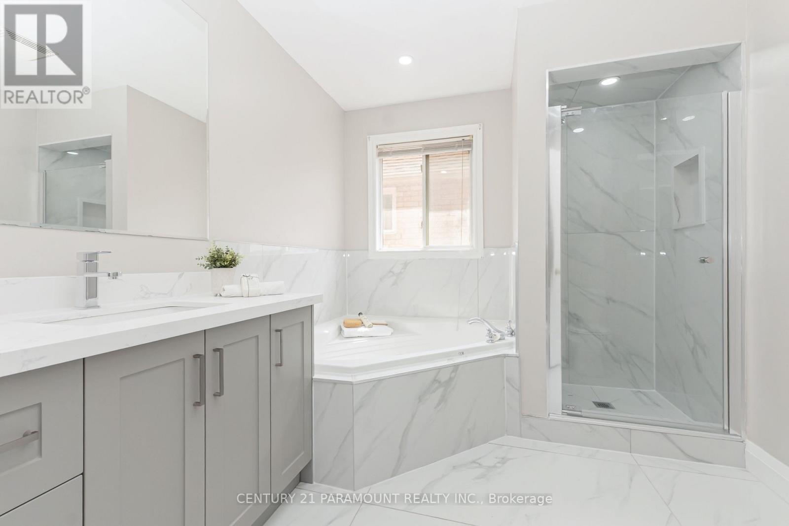 641 Macbeth Heights, Mississauga, Ontario  L5W 1E5 - Photo 30 - W13492962