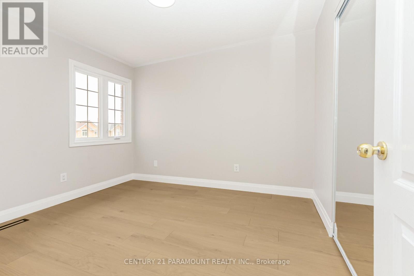 641 Macbeth Heights, Mississauga, Ontario  L5W 1E5 - Photo 34 - W13492962