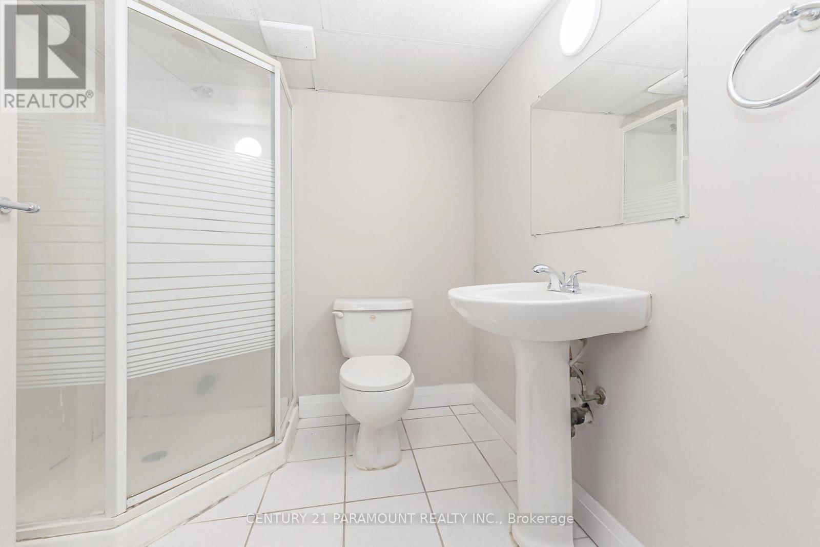 641 Macbeth Heights, Mississauga, Ontario  L5W 1E5 - Photo 43 - W13492962