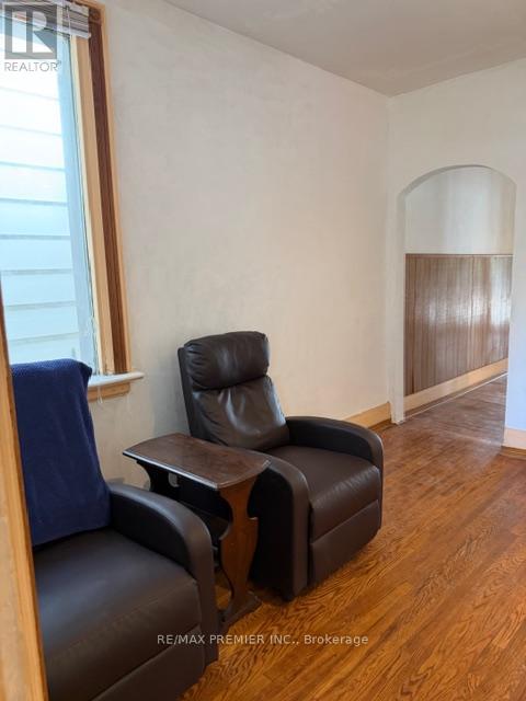 66 Lambton Avenue, Toronto, Ontario  M6N 2S1 - Photo 6 - W13493152