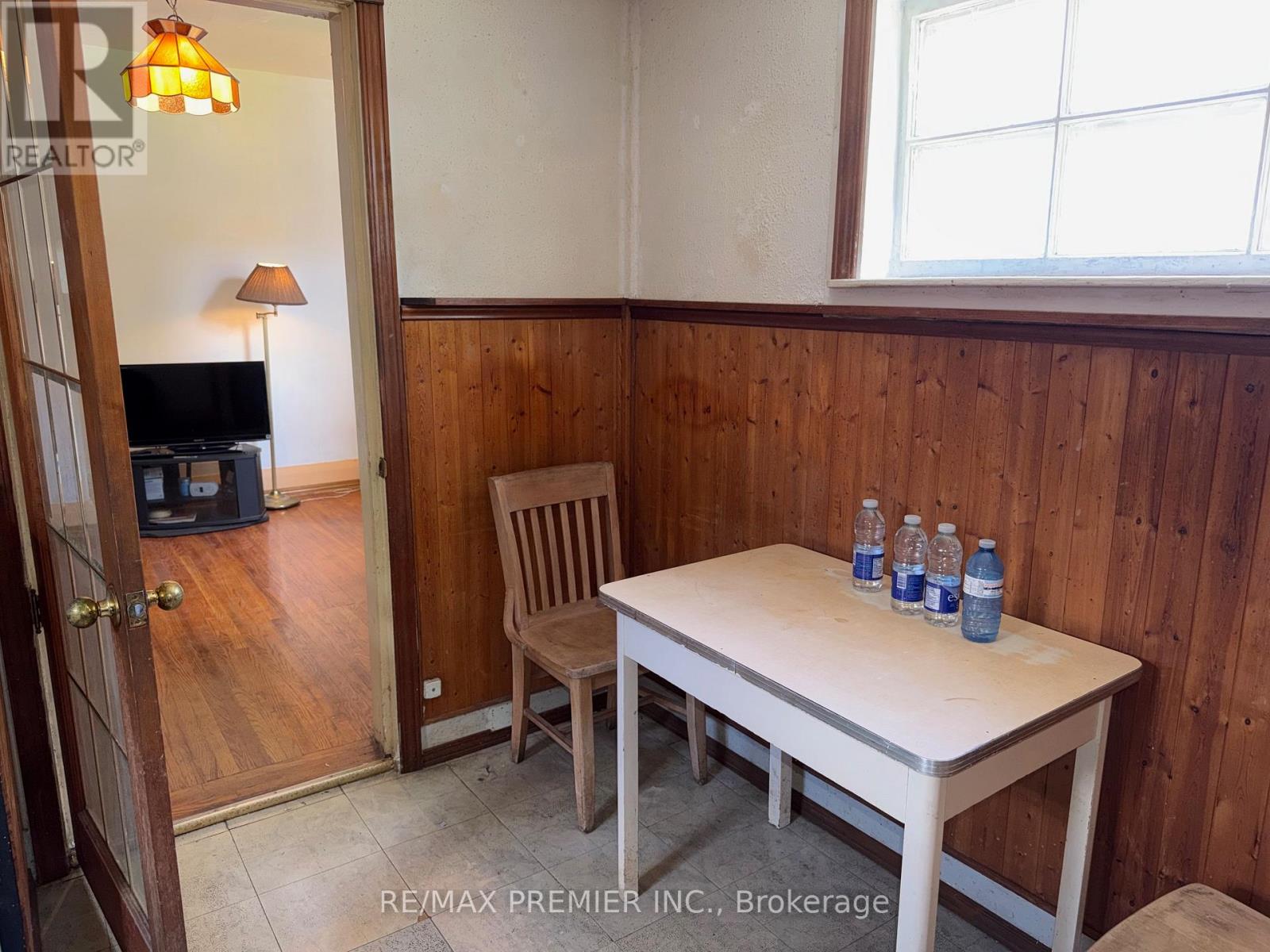 66 Lambton Avenue, Toronto, Ontario  M6N 2S1 - Photo 9 - W13493152