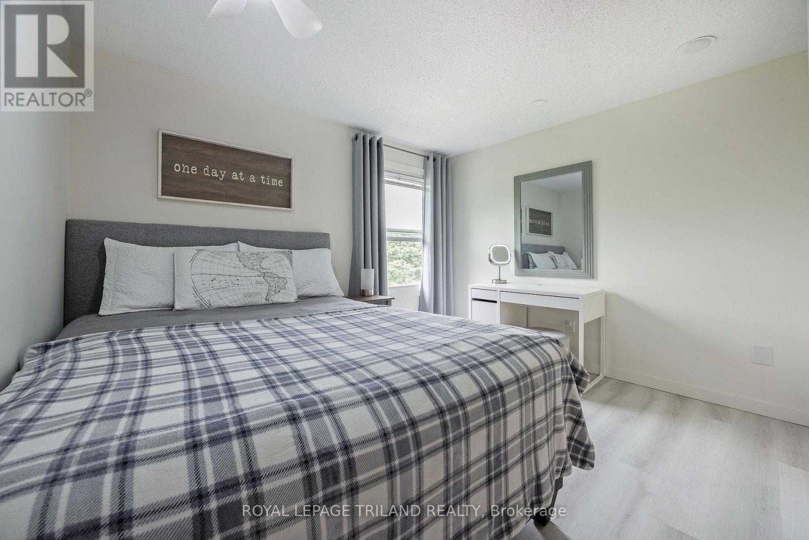 22 - 760 Berkshire Drive, London South, Ontario  N6J 4A5 - Photo 26 - X13493260