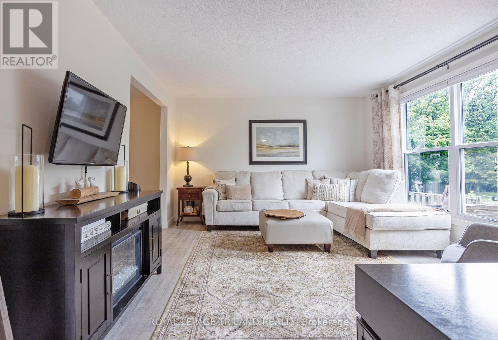 22 - 760 Berkshire Drive, London South, Ontario  N6J 4A5 - Photo 4 - X13493260