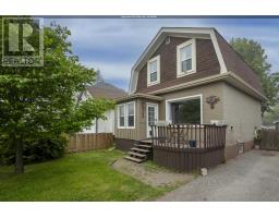 123 FRANCIS ST W, THUNDER BAY, Ontario