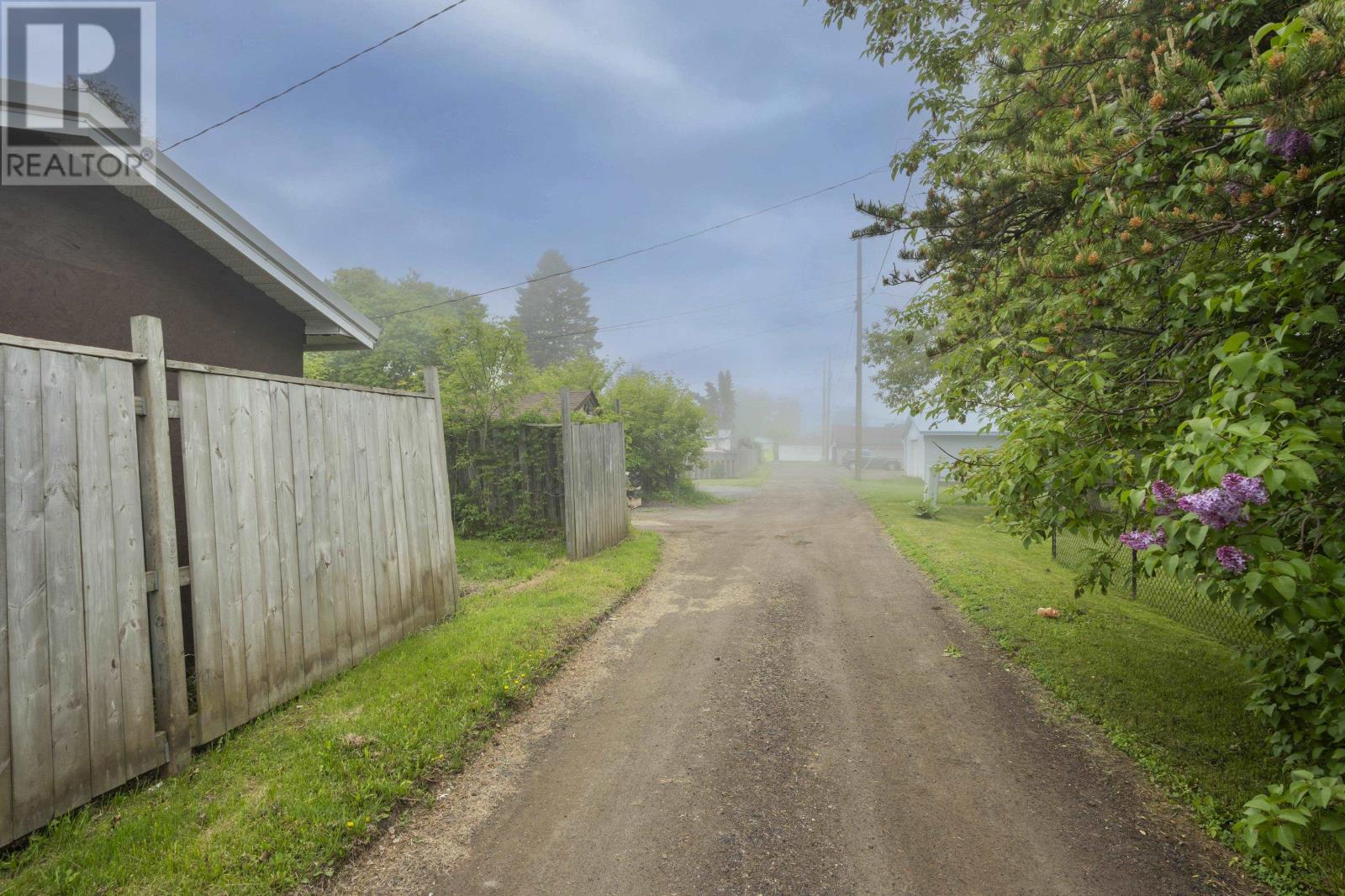123 Francis St W, Thunder Bay, Ontario  P7E 4B8 - Photo 43 - TB2601476