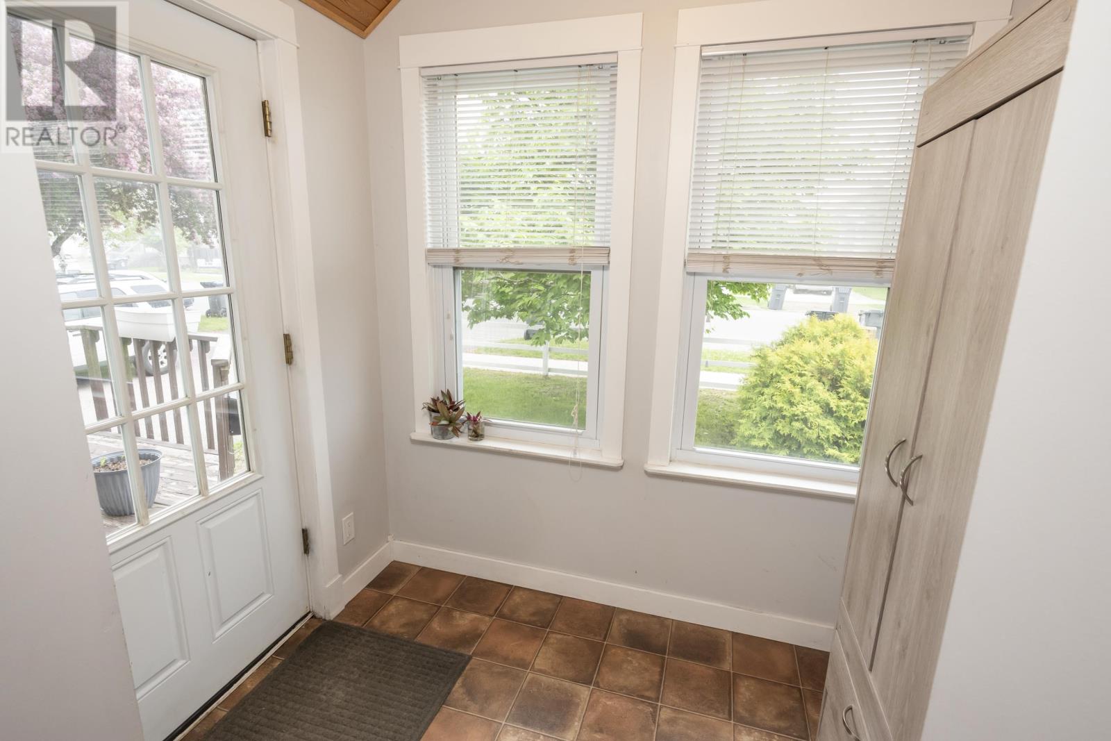 123 Francis St W, Thunder Bay, Ontario  P7E 4B8 - Photo 6 - TB2601476