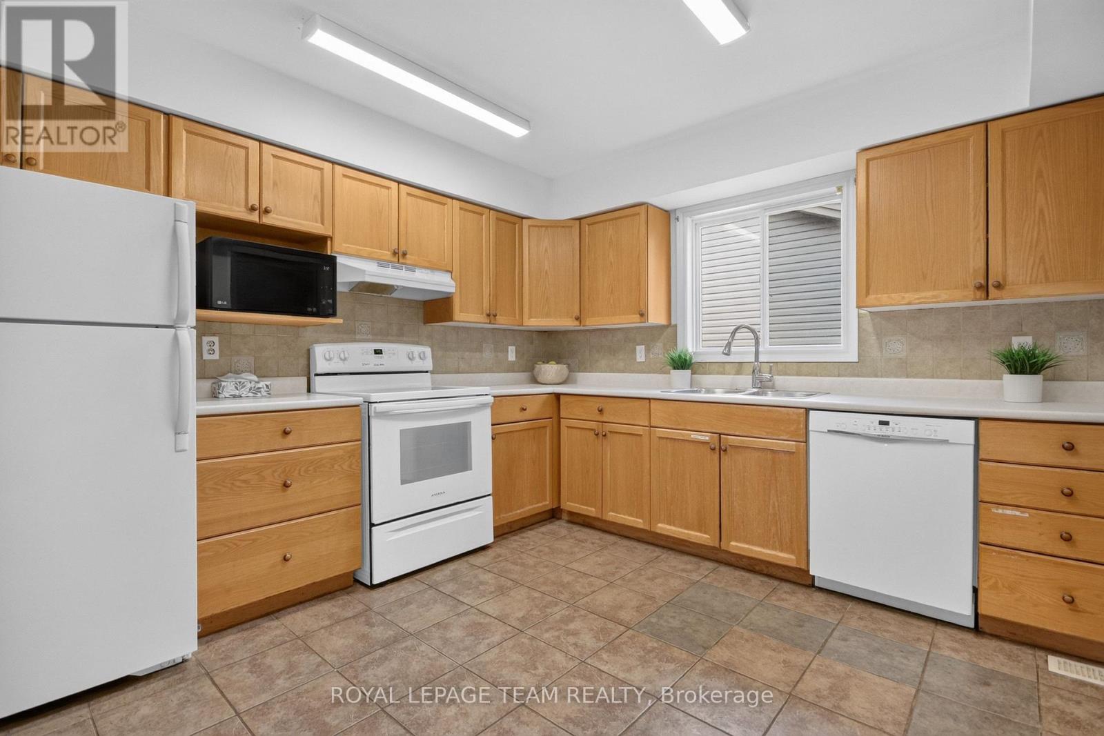 148 Charlotte Street, Merrickville-Wolford, Ontario  K0G 1N0 - Photo 12 - X13493354