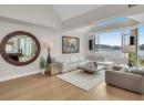 1152 Sunset Drive Unit# 1702, Kelowna, BC V1Y 9R7