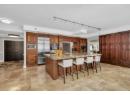 1152 Sunset Drive Unit# 1702, Kelowna, BC V1Y 9R7