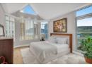 1152 Sunset Drive Unit# 1702, Kelowna, BC V1Y 9R7