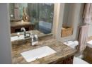 1152 Sunset Drive Unit# 1702, Kelowna, BC V1Y 9R7