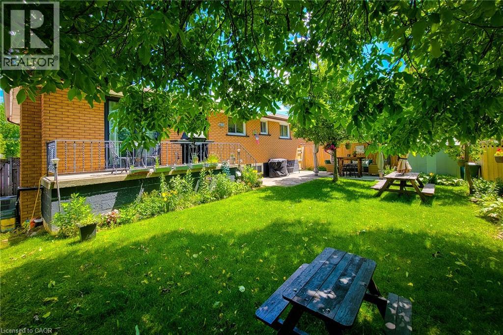 12 Maitland Avenue, Hamilton, Ontario  L9A 3J3 - Photo 4 - 40843254