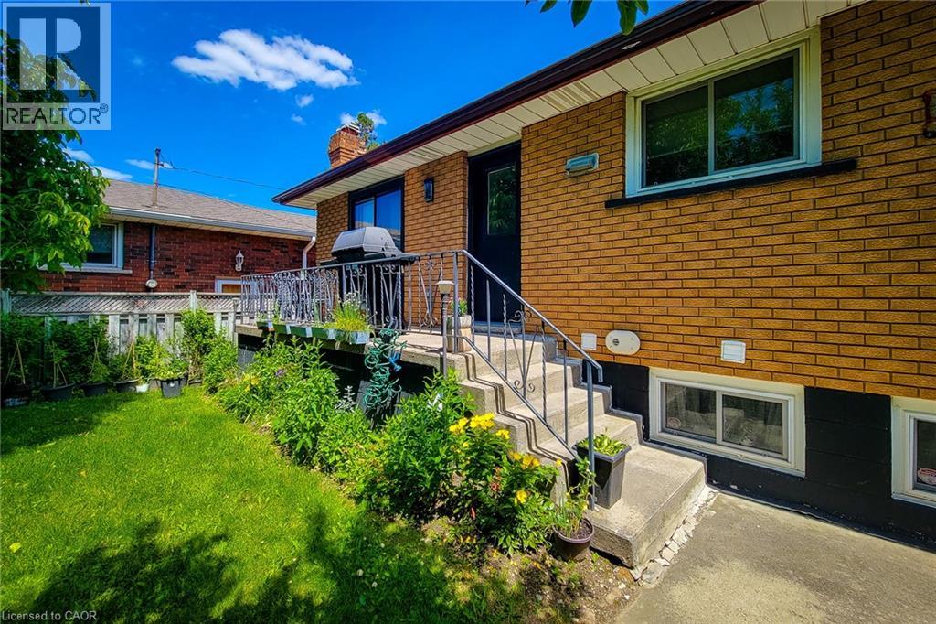 12 Maitland Avenue, Hamilton, Ontario  L9A 3J3 - Photo 5 - 40843254