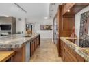 1152 Sunset Drive Unit# 1702, Kelowna, BC V1Y 9R7