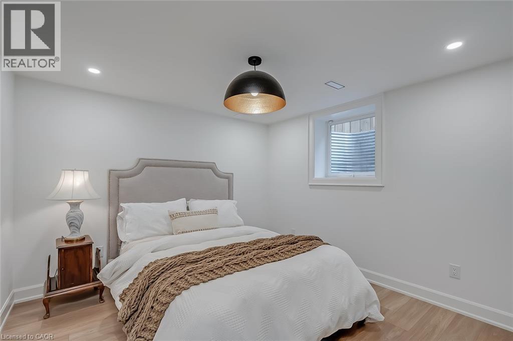 894 Condor Drive, Burlington, Ontario  L7T 3A9 - Photo 36 - 40841946